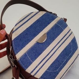 Crossbody bag